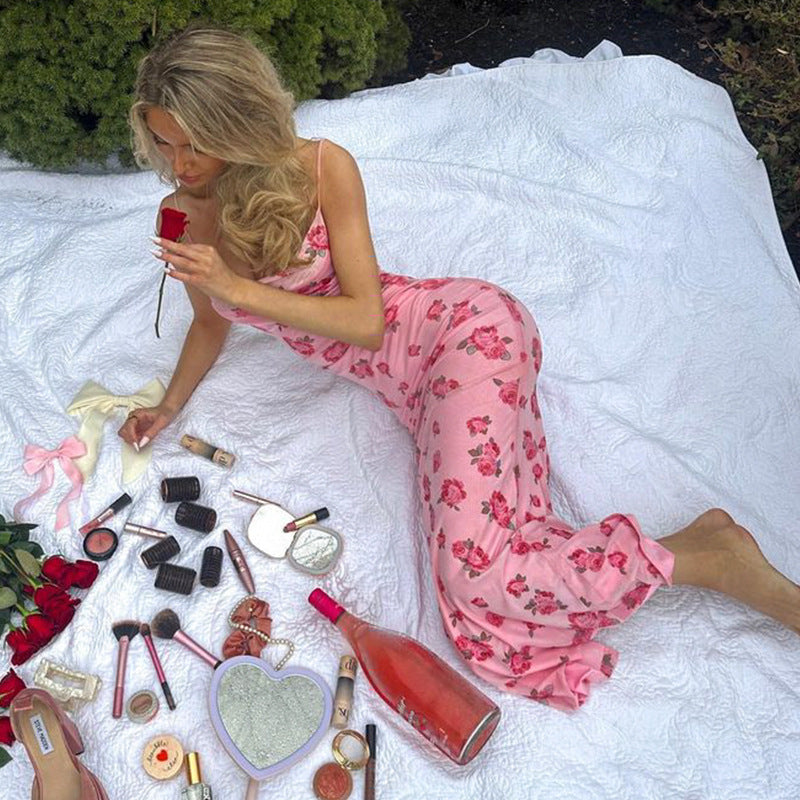 French-Inspired Pink Floral Swing Dress – Slim & Feminine